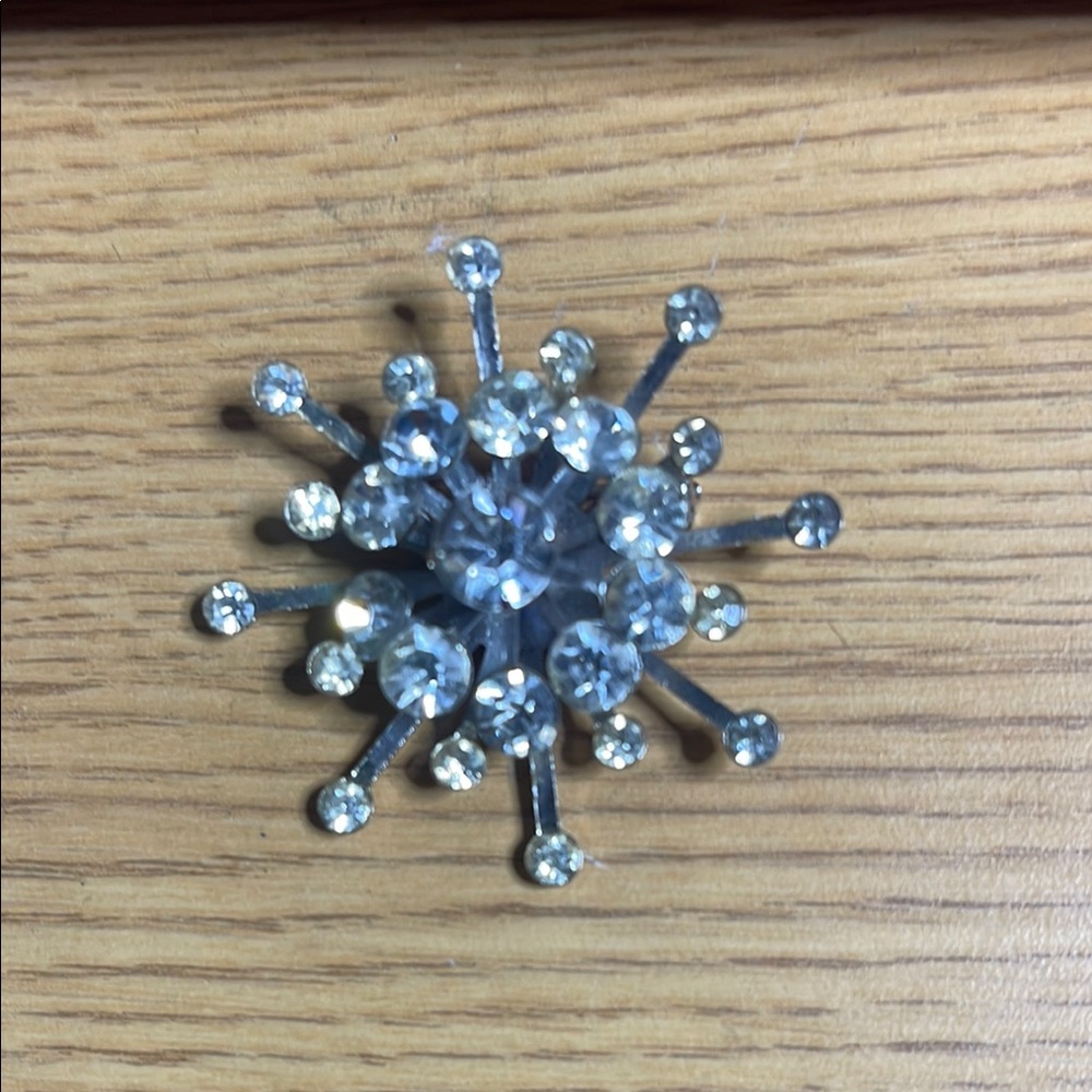 Elegant Silver and Crystal Brooch